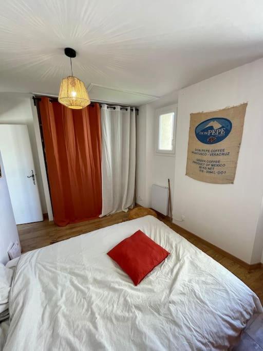 Charmante Maison De Village Au Pied Du Luberon Cabrieres-d'Aigues エクステリア 写真