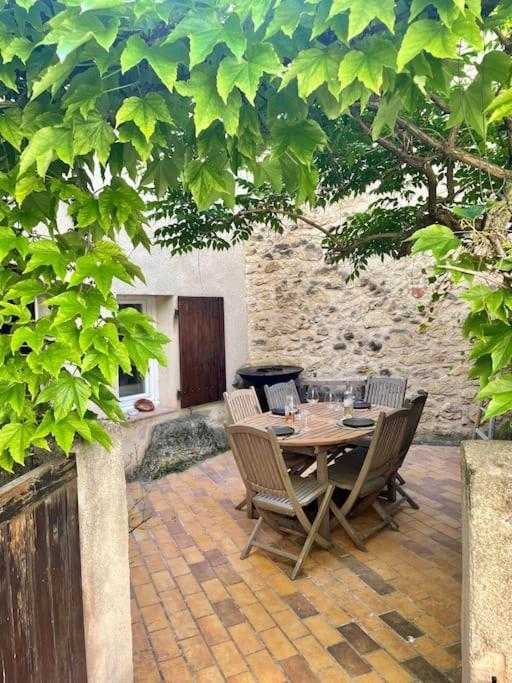 Charmante Maison De Village Au Pied Du Luberon Cabrieres-d'Aigues エクステリア 写真