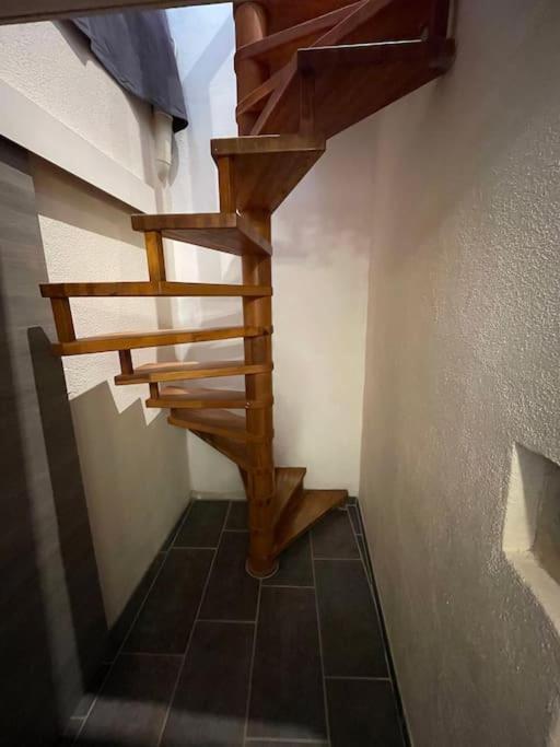 Charmante Maison De Village Au Pied Du Luberon Cabrieres-d'Aigues エクステリア 写真