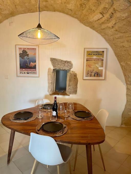 Charmante Maison De Village Au Pied Du Luberon Cabrieres-d'Aigues エクステリア 写真